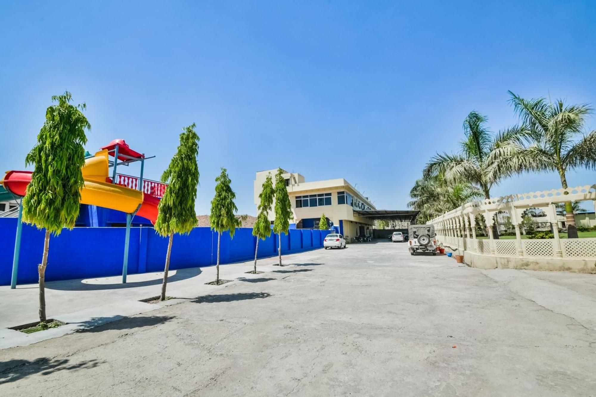 Hotel O Kalika Resort Lakāwās 外观 照片